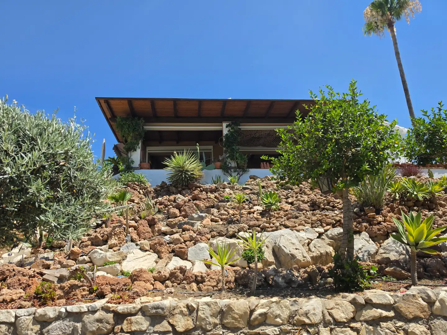 Vista exterior de Casa o chalet en venta en Alhaurín de la Torre con Aire acondicionado, Calefacción y Jardín privado