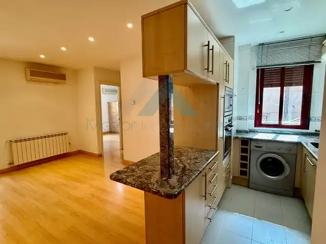 Cocina de Piso en venta en Alcalá de Henares con Aire acondicionado, Calefacción y Parquet