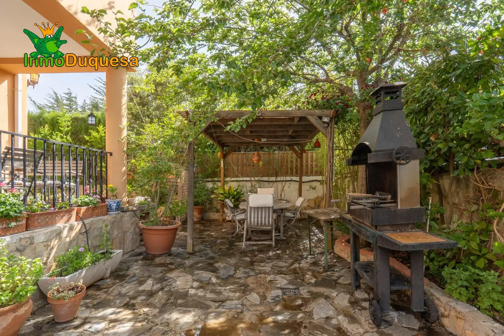 Terrassa de Casa o xalet en venda en La Zubia amb Calefacció, Jardí privat i Terrassa