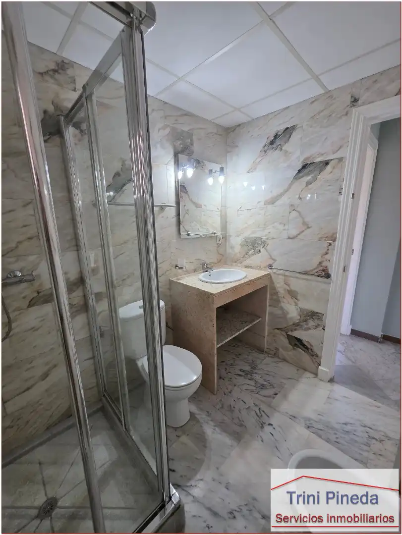 Flat with balcony to rent in Calle Pagés del Corro, imagen 27