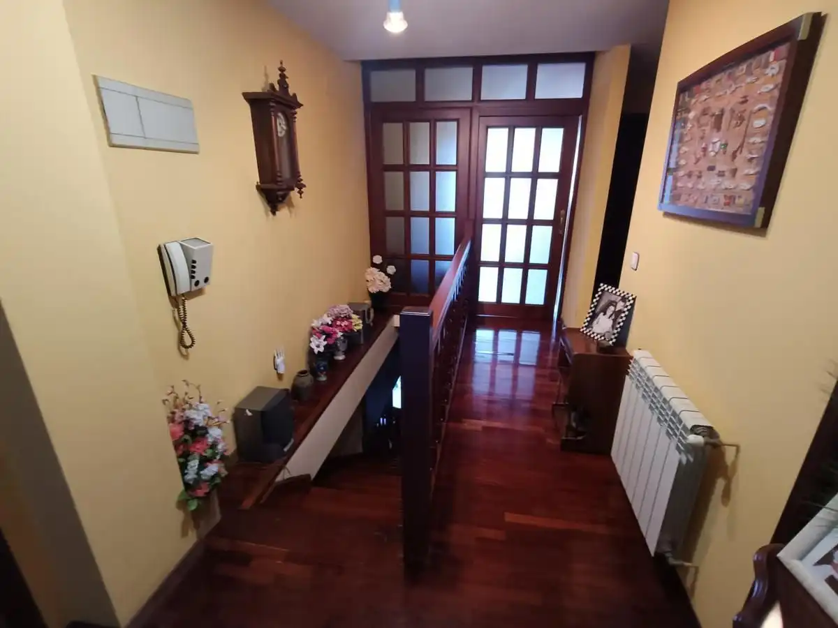 Wohnung zum Verkauf in Llanes mit Heizung, Terrasse und Abstellraum