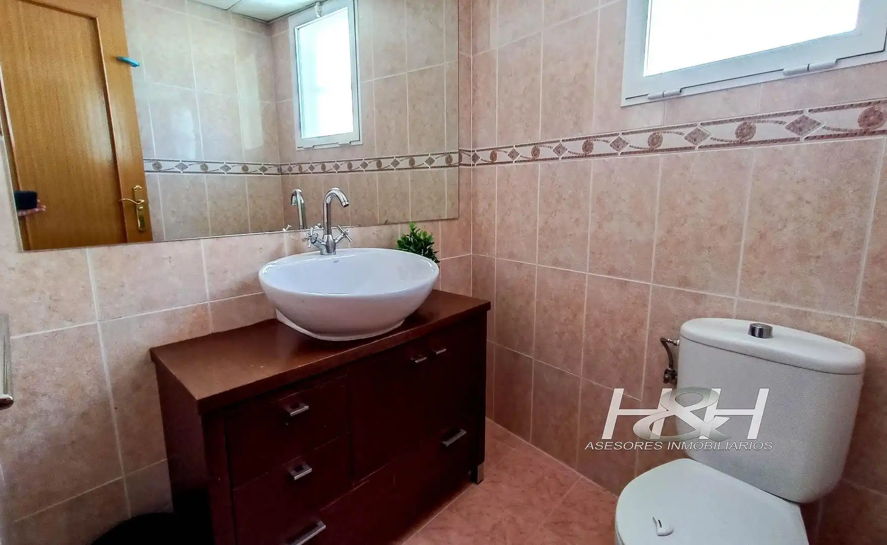 Baño de Ático en venta en Burjassot con Aire acondicionado y Balcón