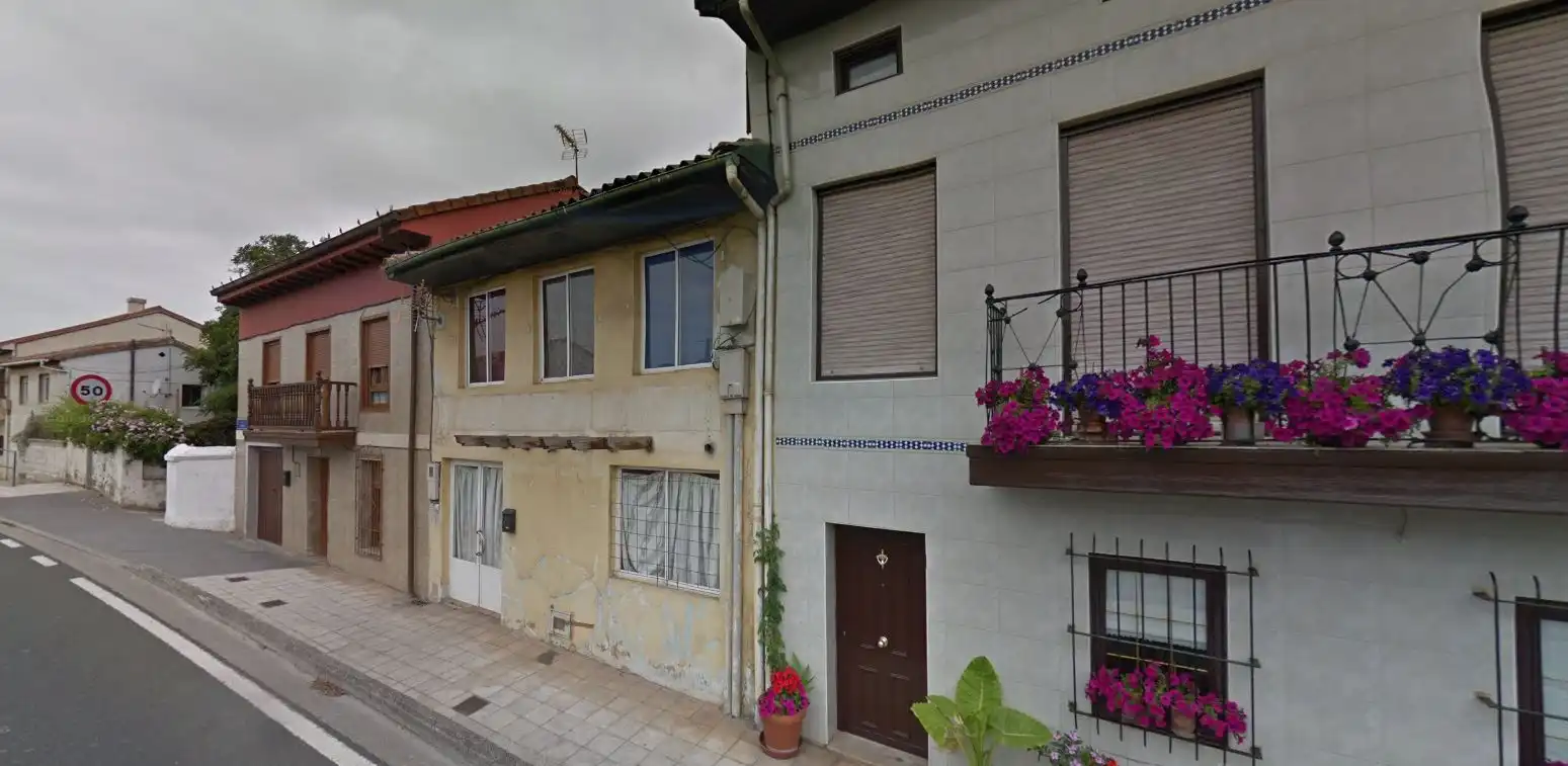Vista exterior de Casa adosada en venta en Santander