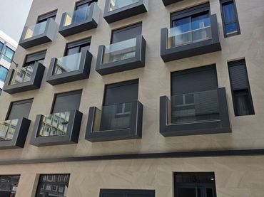 Appartement avec ascenseur à louer à Calle Isla de Cuba 3
