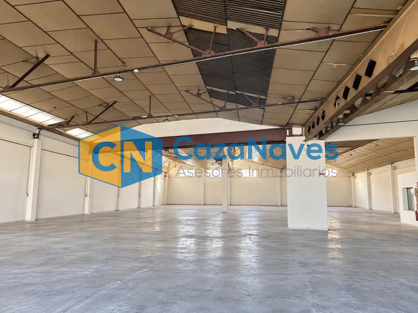 Industrial building to rent in Humanes de Madrid