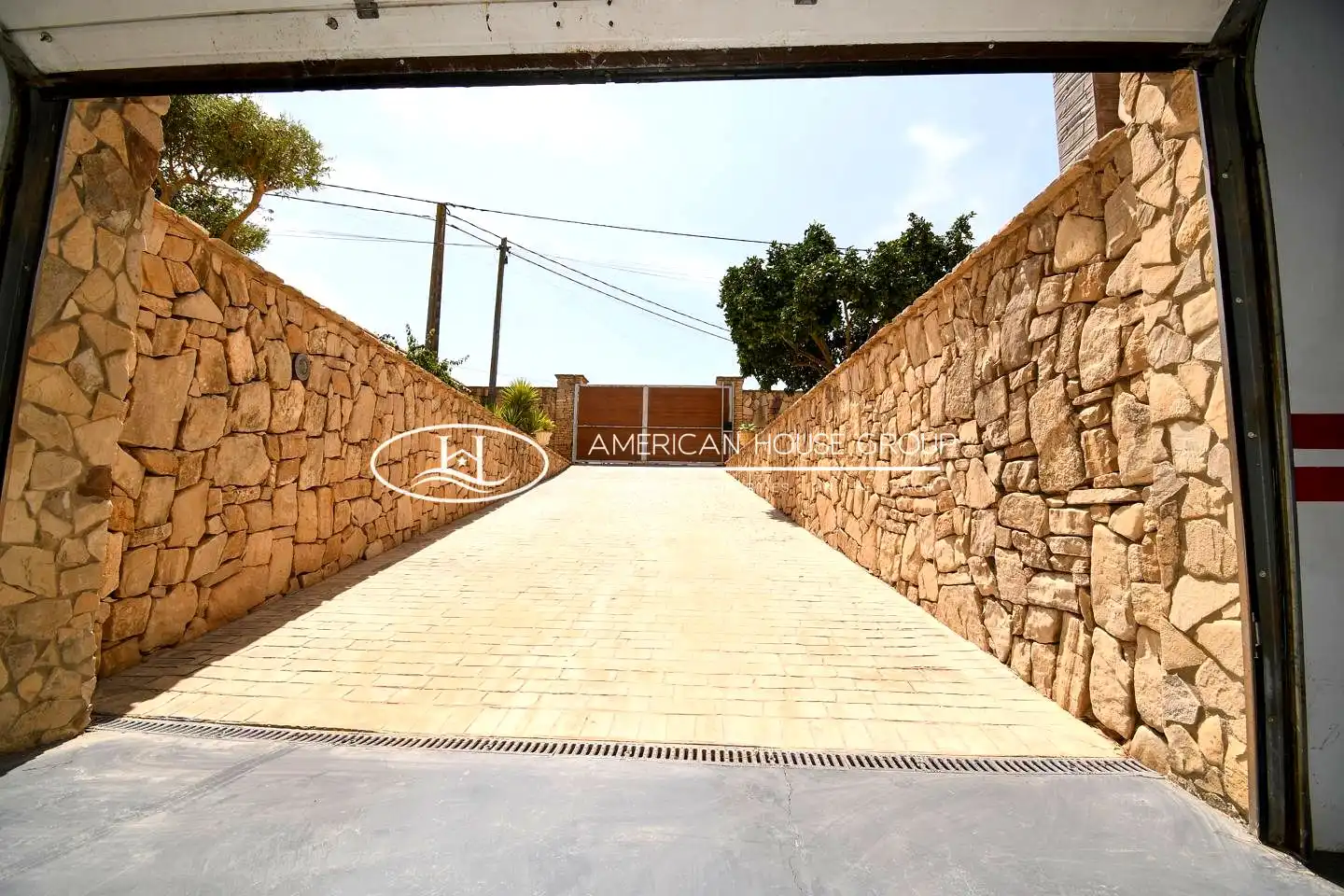 Exterior view of Houses for sale in Chiclana de la Frontera  with Air Conditioner, Heating and Private garden