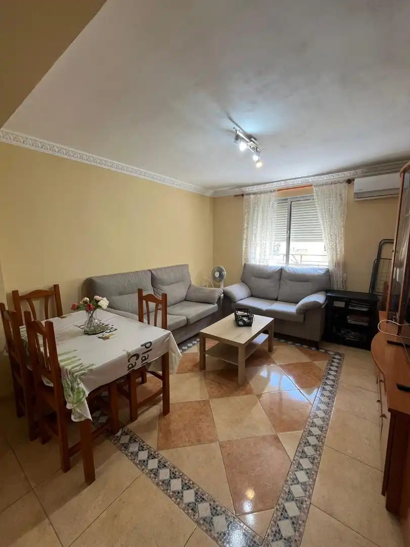 Sala de estar de Piso de alquiler en Jerez de la Frontera con Aire acondicionado, Amueblado y Lavadora