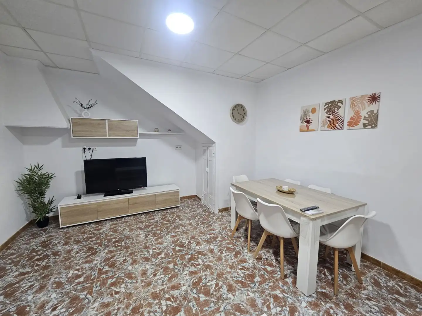 Menjador de Casa o xalet de lloguer en Águilas amb Terrassa