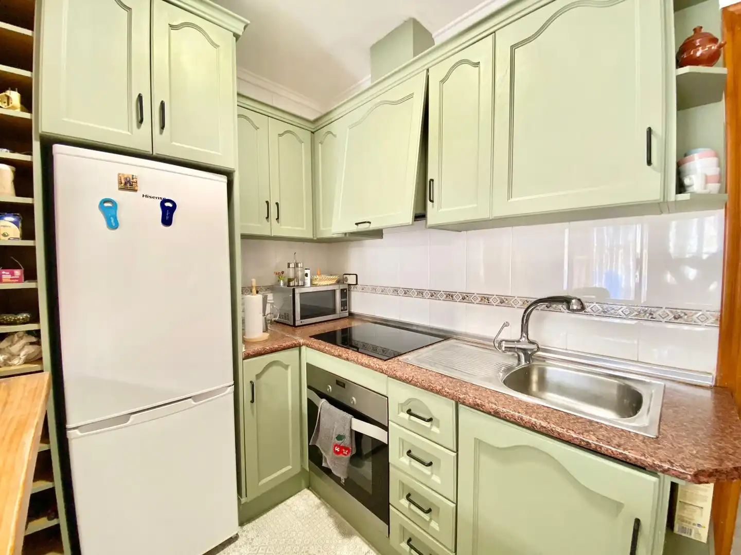 Cocina de Casa o chalet de alquiler en Torrevieja con Aire acondicionado, Calefacción y Jardín privado