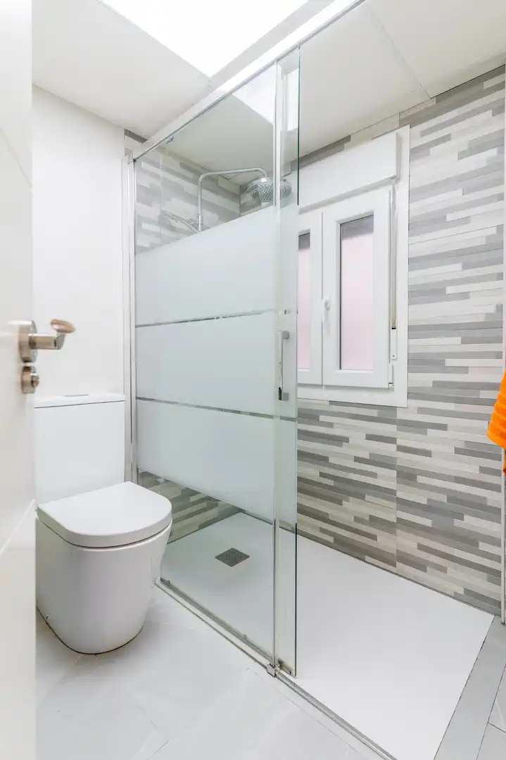 Badezimmer von Wohnung zum Verkauf in San Fernando mit Klimaanlage, Heizung und Terrasse