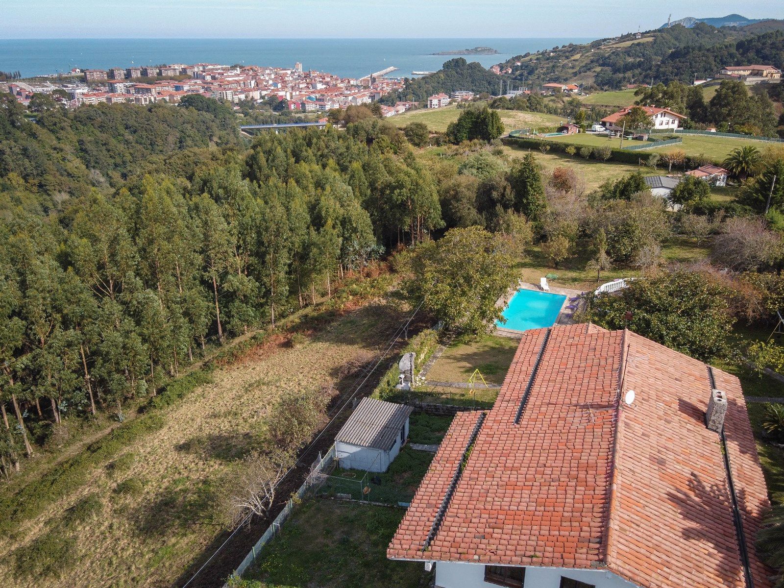 Garden of House or chalet for sale in Bermeo  with Air Conditioner, Heating and Private garden
