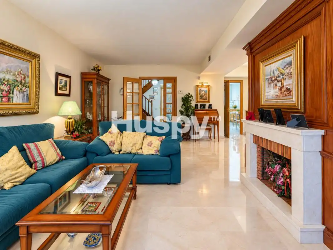 Sala d'estar de Casa o xalet en venda en El Pinar - Punta Galea