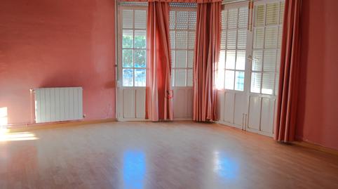 Foto 2 de Pis en venda a Avenida Ejército, 2, Villafranca de los Barros, Badajoz