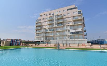 Piscina de Apartament de lloguer en El Puig de Santa Maria amb Aire condicionat, Calefacció i Jardí privat