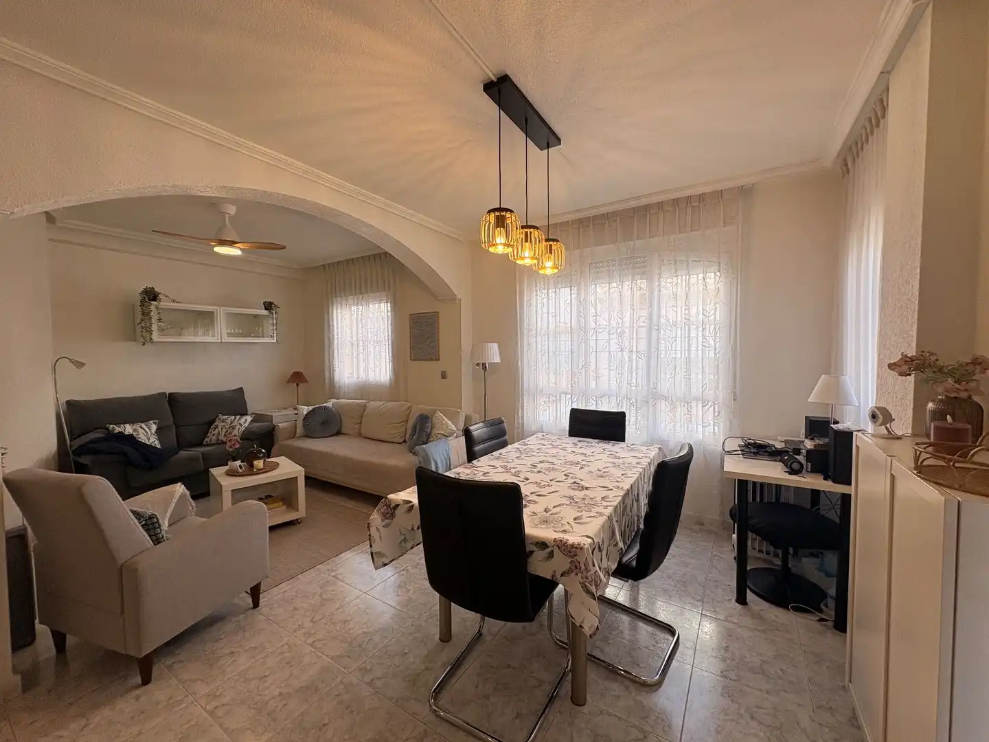 Casa o xalet de lloguer a Lomas de Cabo Roig - Los Dolses