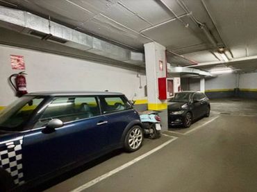 Einzelparkplatz mit Aufzug zum Verkauf in Calle de la Cruz 19