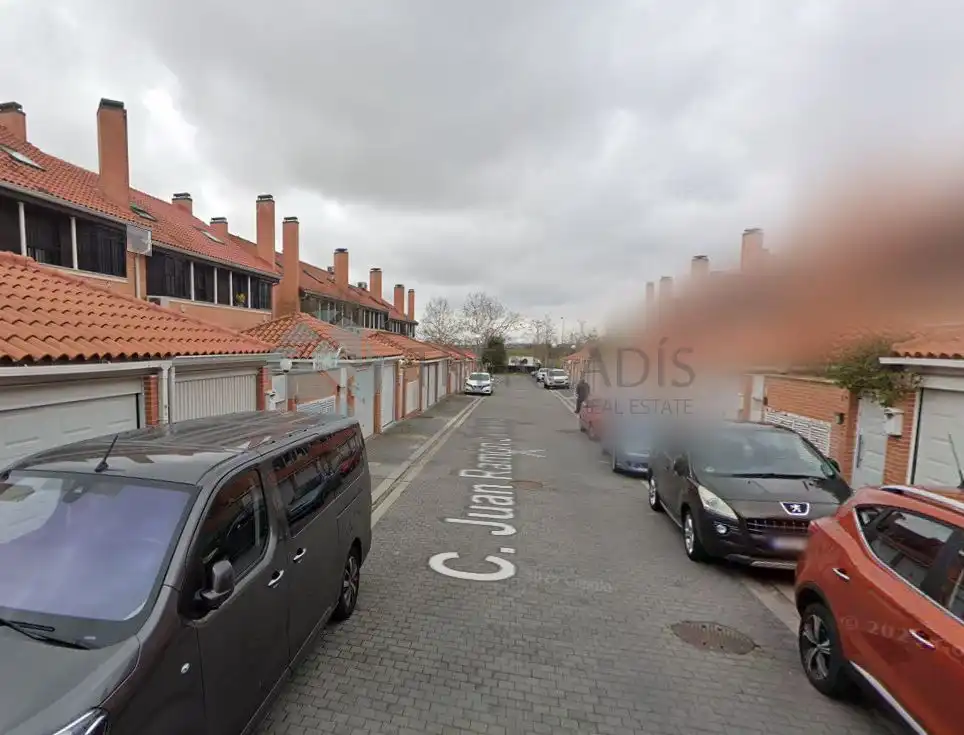 Vista exterior de Casa adosada en venda en Fuenlabrada