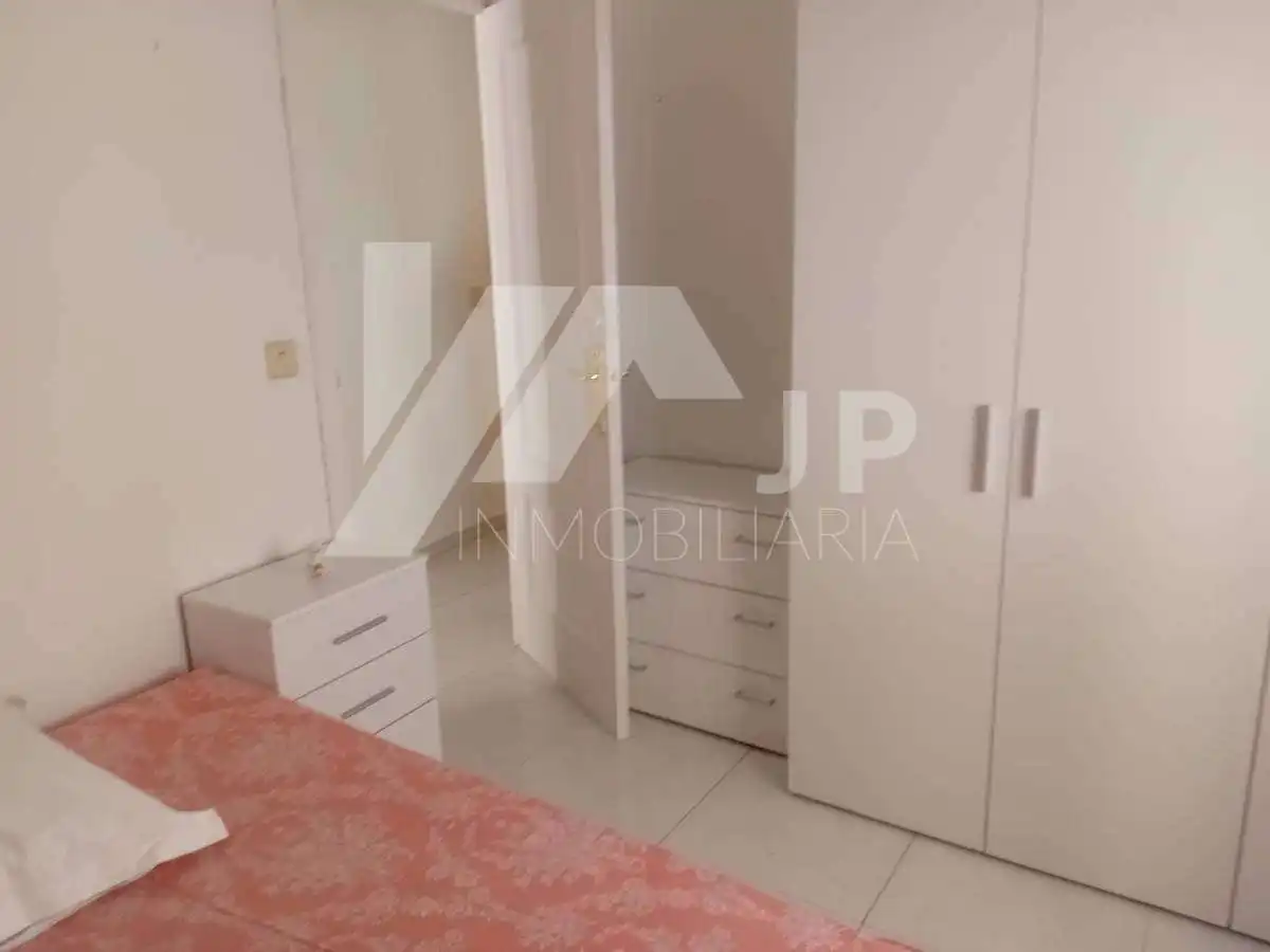 Habitación de Ático de alquiler en Granada con Aire acondicionado, Calefacción y Terraza