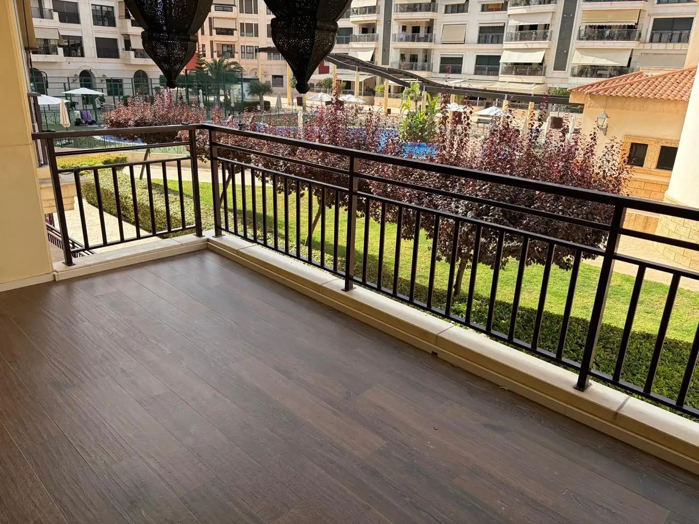 Terrassa de Pis en venda en Elche / Elx amb Aire condicionat, Calefacció i Jardí privat