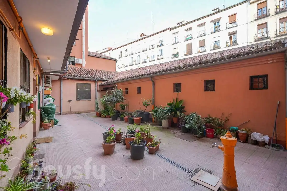 Außenansicht von Dachboden zum Verkauf in Madrid