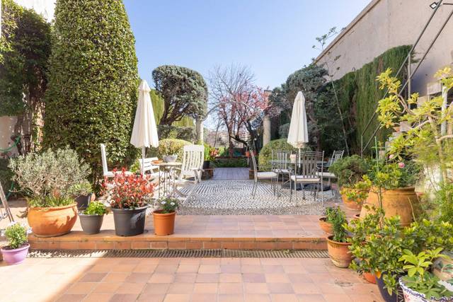 Casa-chalet en Venta en Barri del Centre