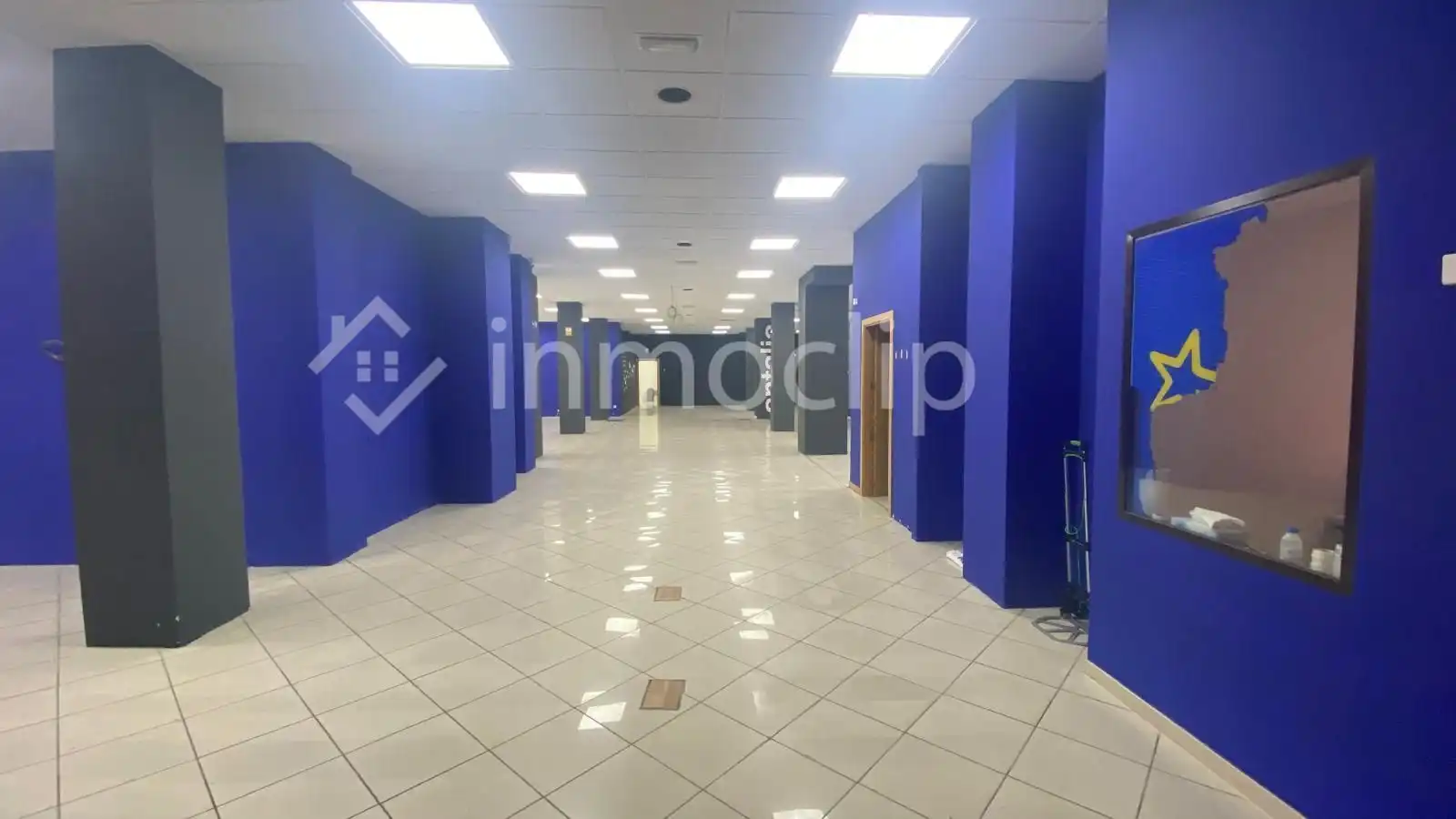 Business premises for sale in PASEO DE CANALEJAS