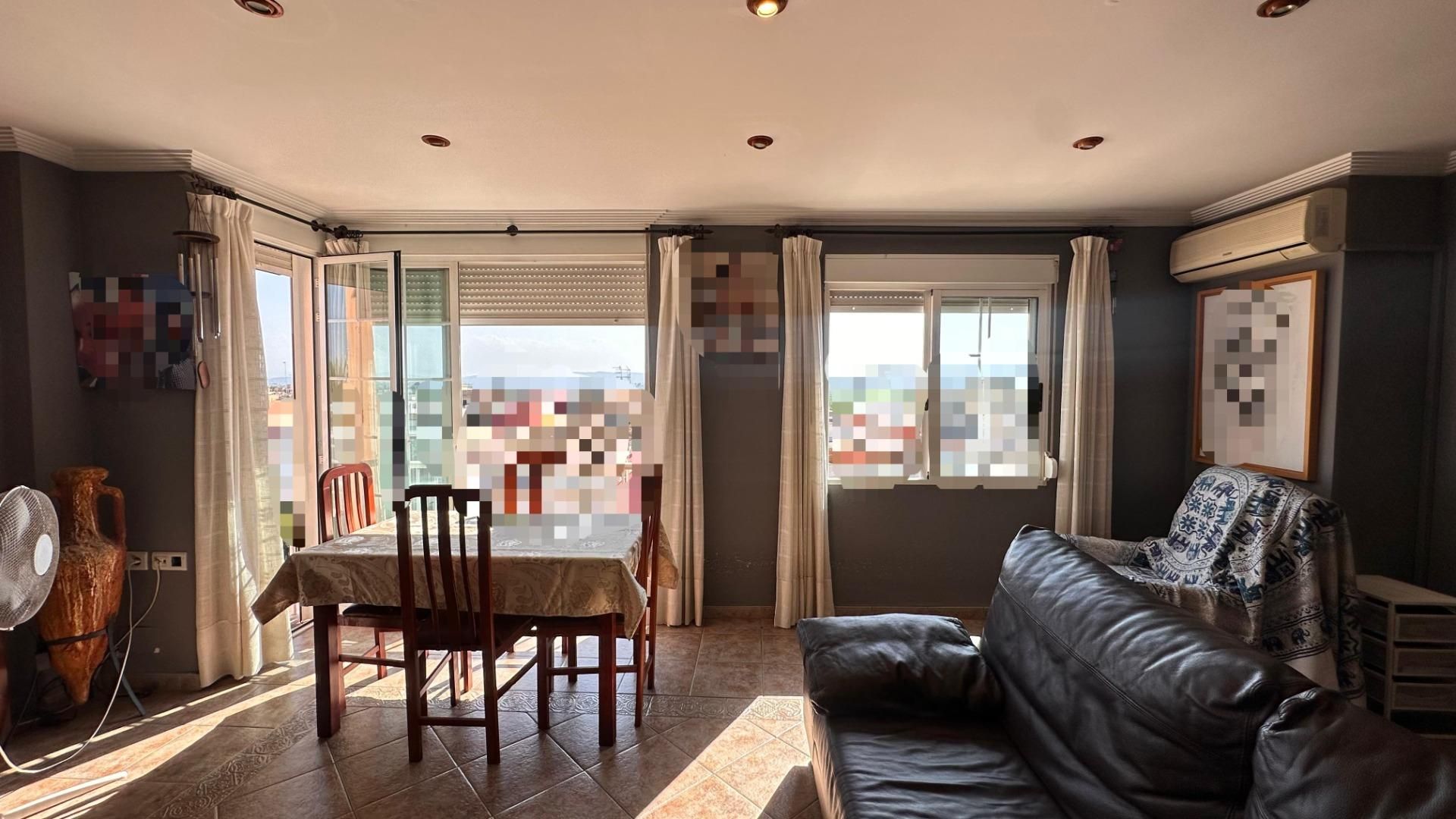 Sala de estar de Piso en venta en L'Alcúdia con Trastero