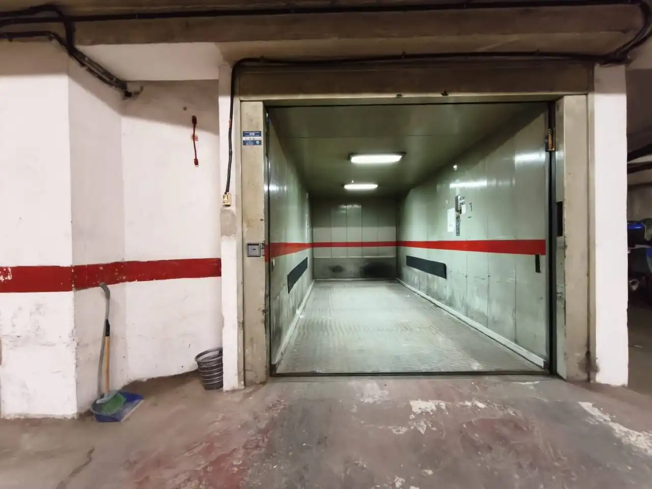 Parkplatz mit Aufzug zum Verkauf in Calle Alfonso X ´El Sabio´, imagen 5