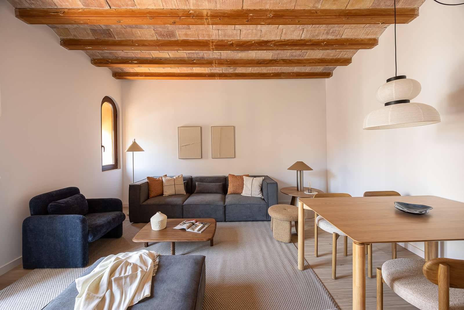 Living room of Apartment to share in  Barcelona Capital  with Air Conditioner, Heating and Terrace