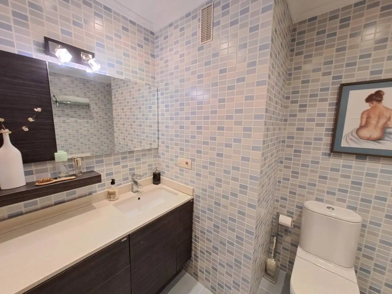 Flat for sale in Calle Sahagún, Universidad - Las Huelgas