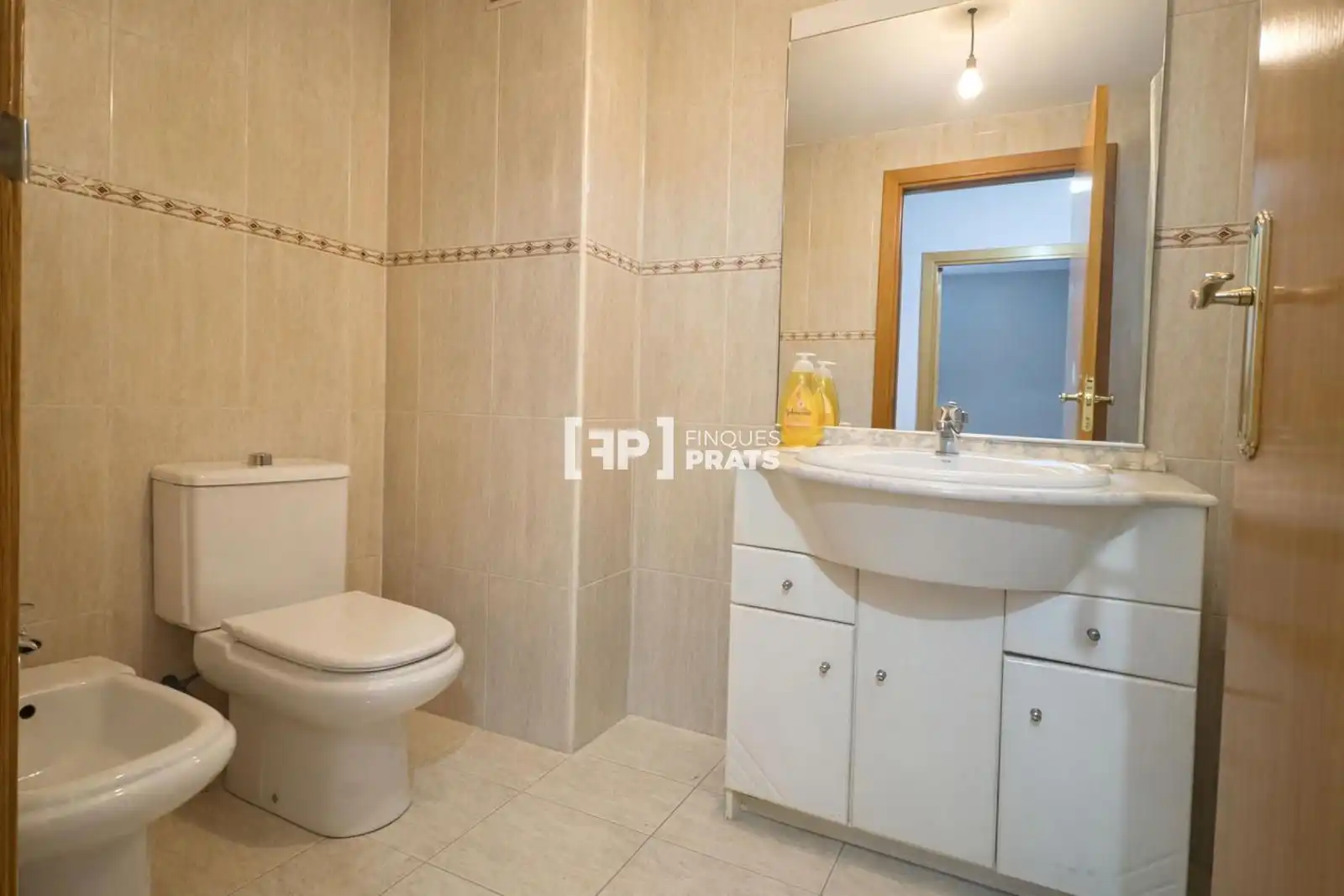 Badezimmer von Wohnung zum Verkauf in Lleida mit Klimaanlage, Heizung und Terrasse