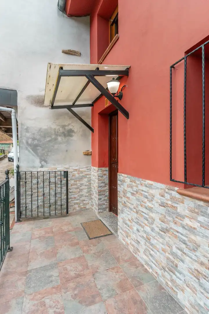 Finca rústica en venda en San Martín del Rey Aurelio amb Calefacció