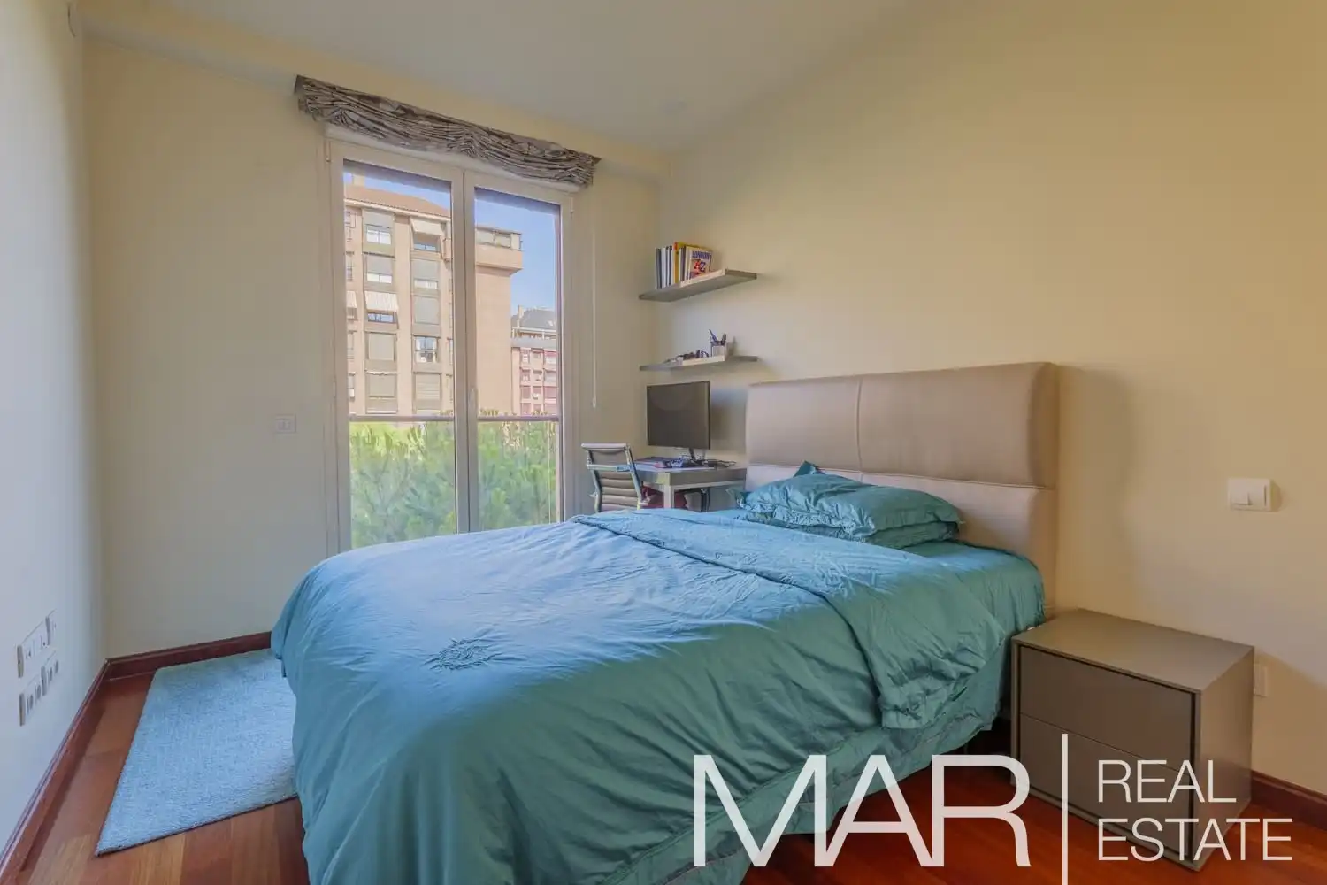 Flat for sale in Calle Nogales, Acacias