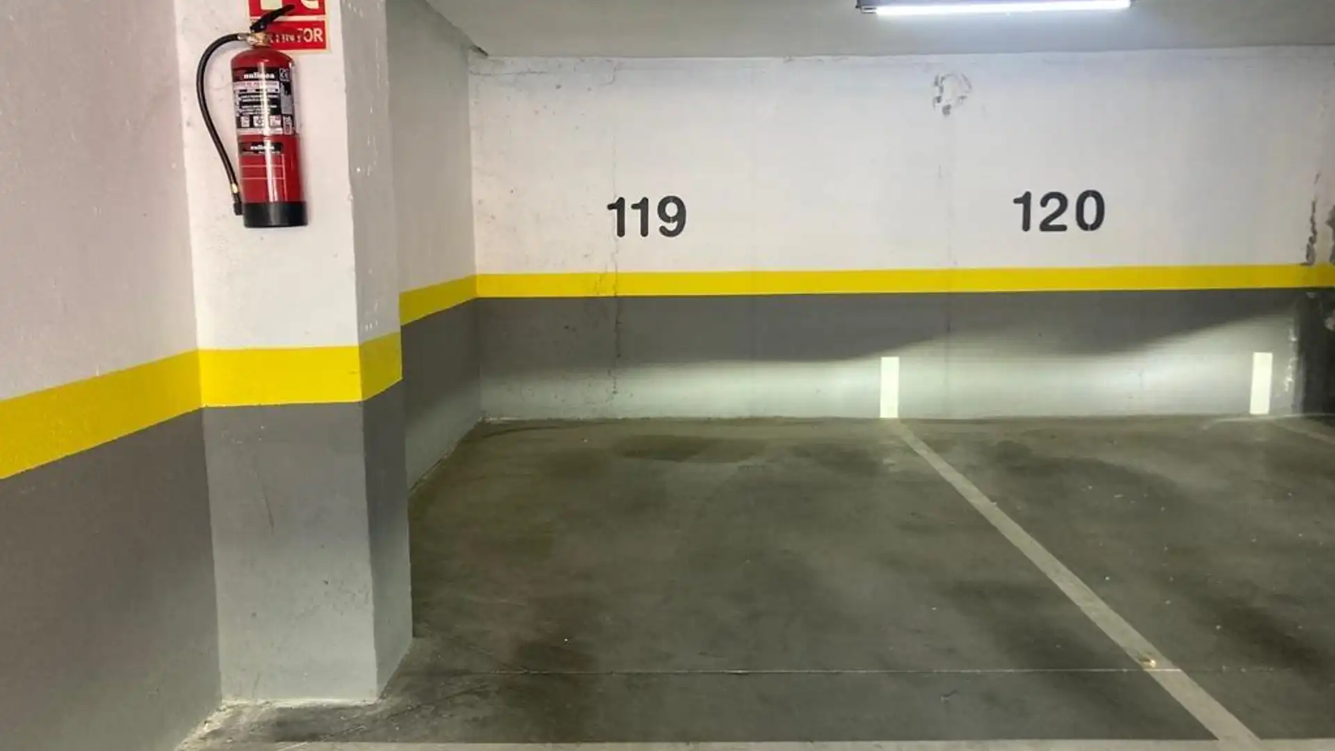 Garaje de alquiler en Calle Avenida de Europa, 25, Aravaca