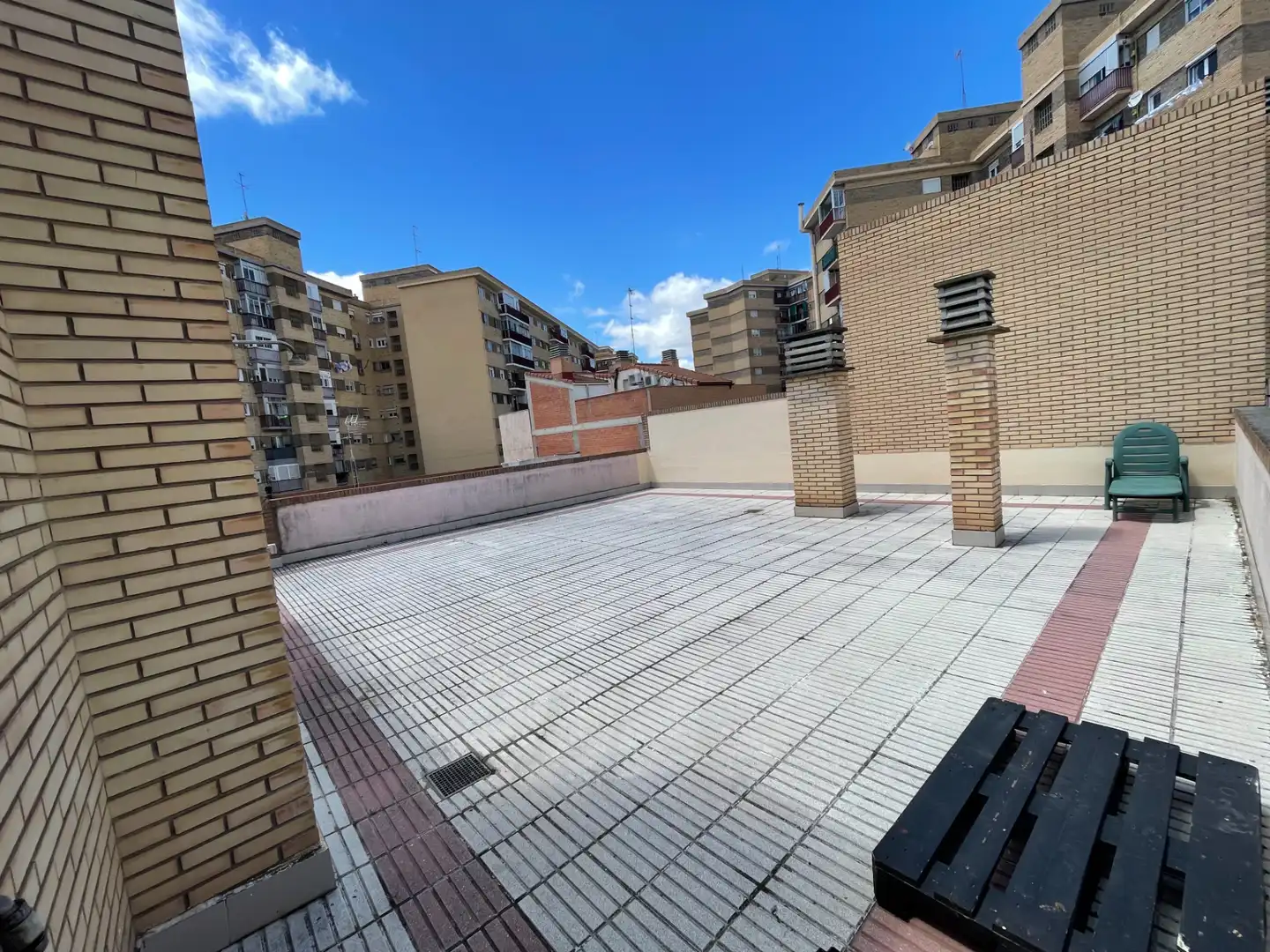 Terraza de Piso en venta en Zaragoza con Aire acondicionado, Calefacción y Jardín privado