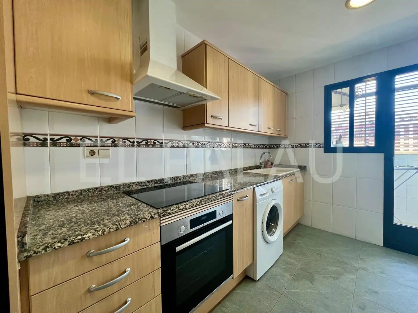Piso de alquiler en Barrio de Benicalap