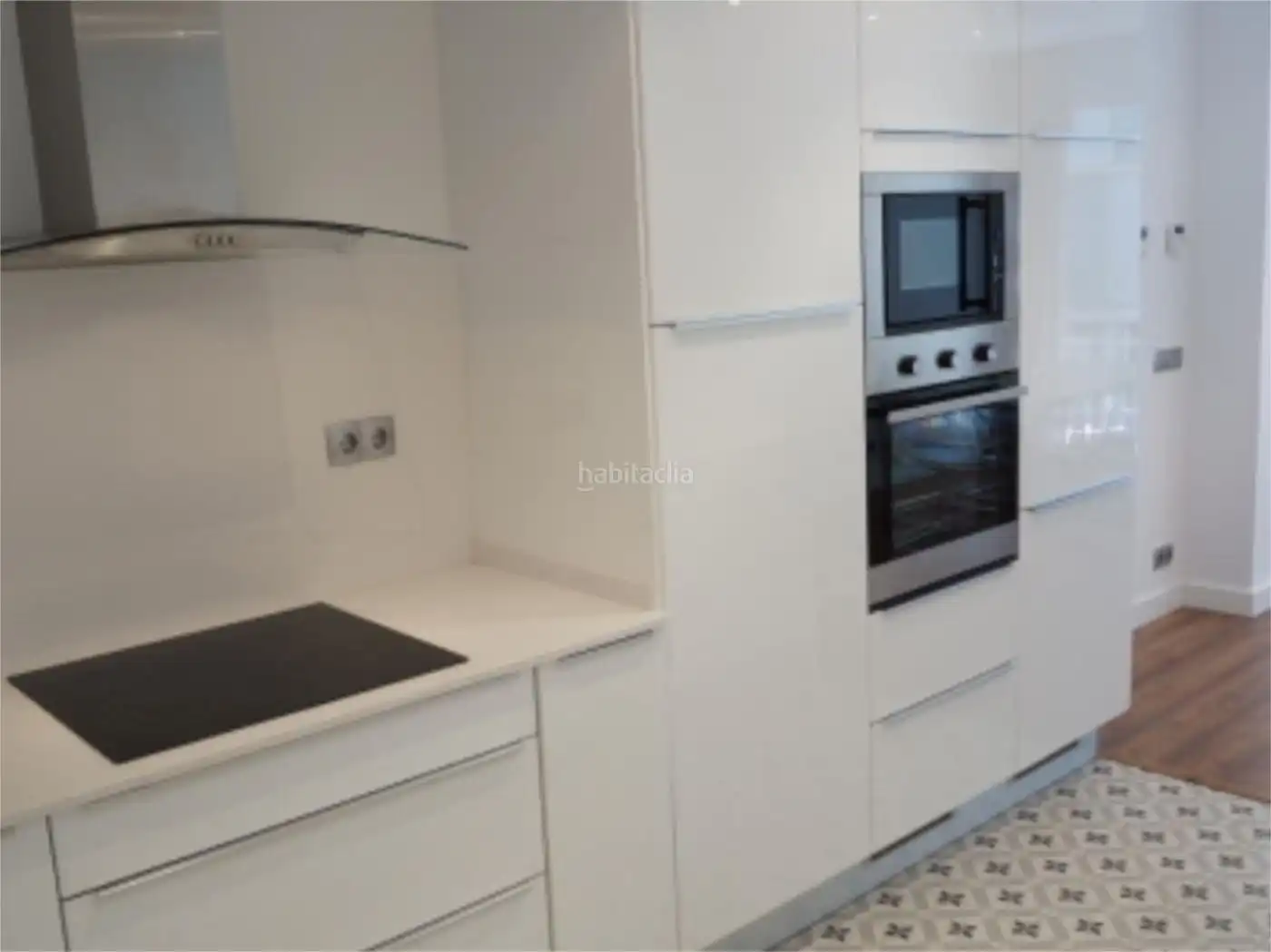 Flat with lift to rent in Carrer de Còrsega 272, imagen 5