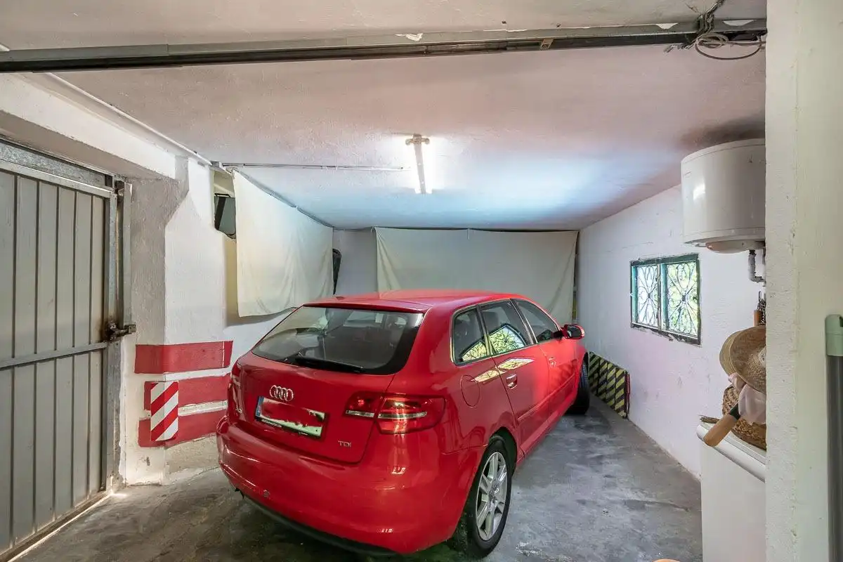 Parking of Houses for sale in Granada  with Private garden, Terrace and Community pool