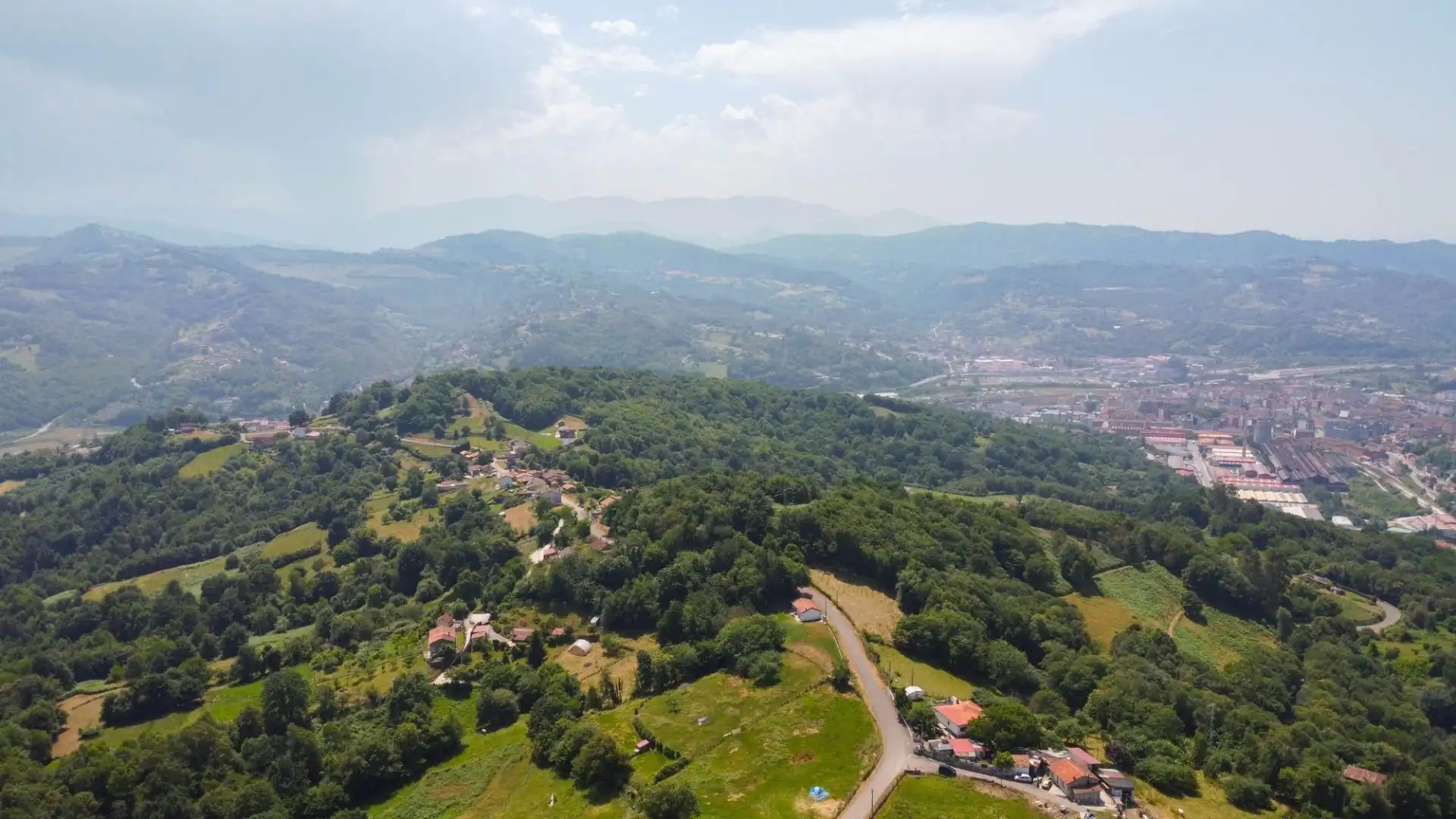 Casa o chalet en venta en Langreo con Jardín privado y Amueblado