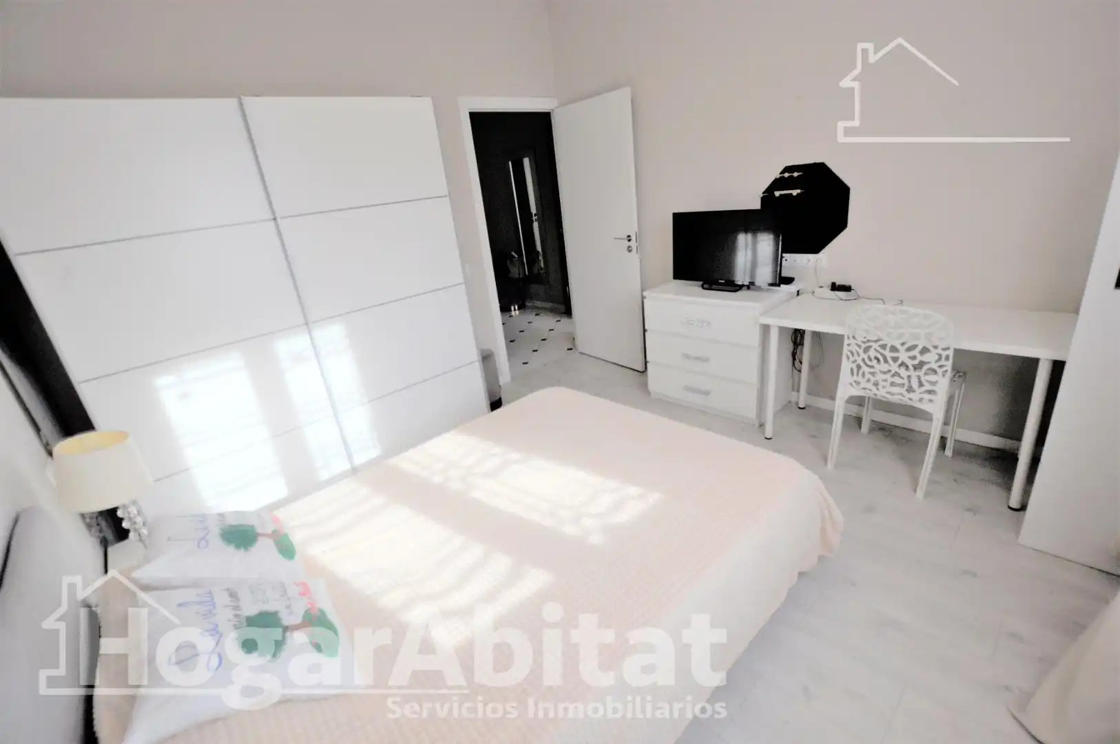 Habitación de Piso en venta en Valencia con Aire acondicionado, Calefacción y Amueblado