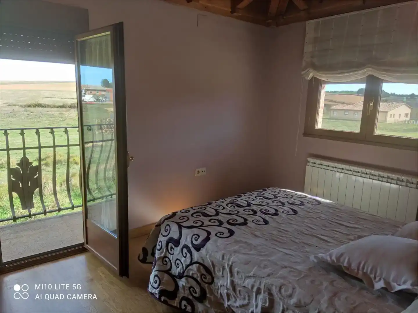 Dormitori de Casa o xalet en venda en Villazanzo de Valderaduey amb Balcó
