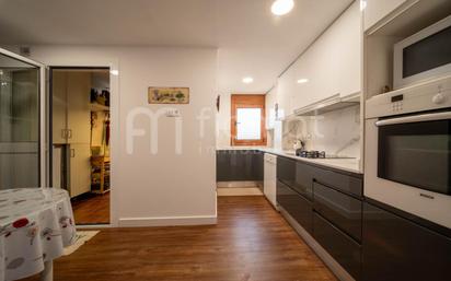 Kitchen of Flat for sale in Figueres  with Terrace