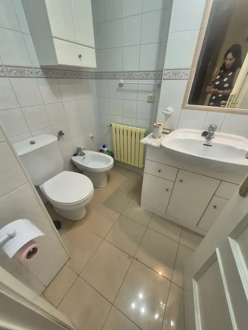 Bathroom of Flat for rent in Ávila  with Heating and Furnished