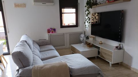 ¡Precioso dúplex de 90 m² con 4 hab, balcón y parking en Canovelles!, imatge 2