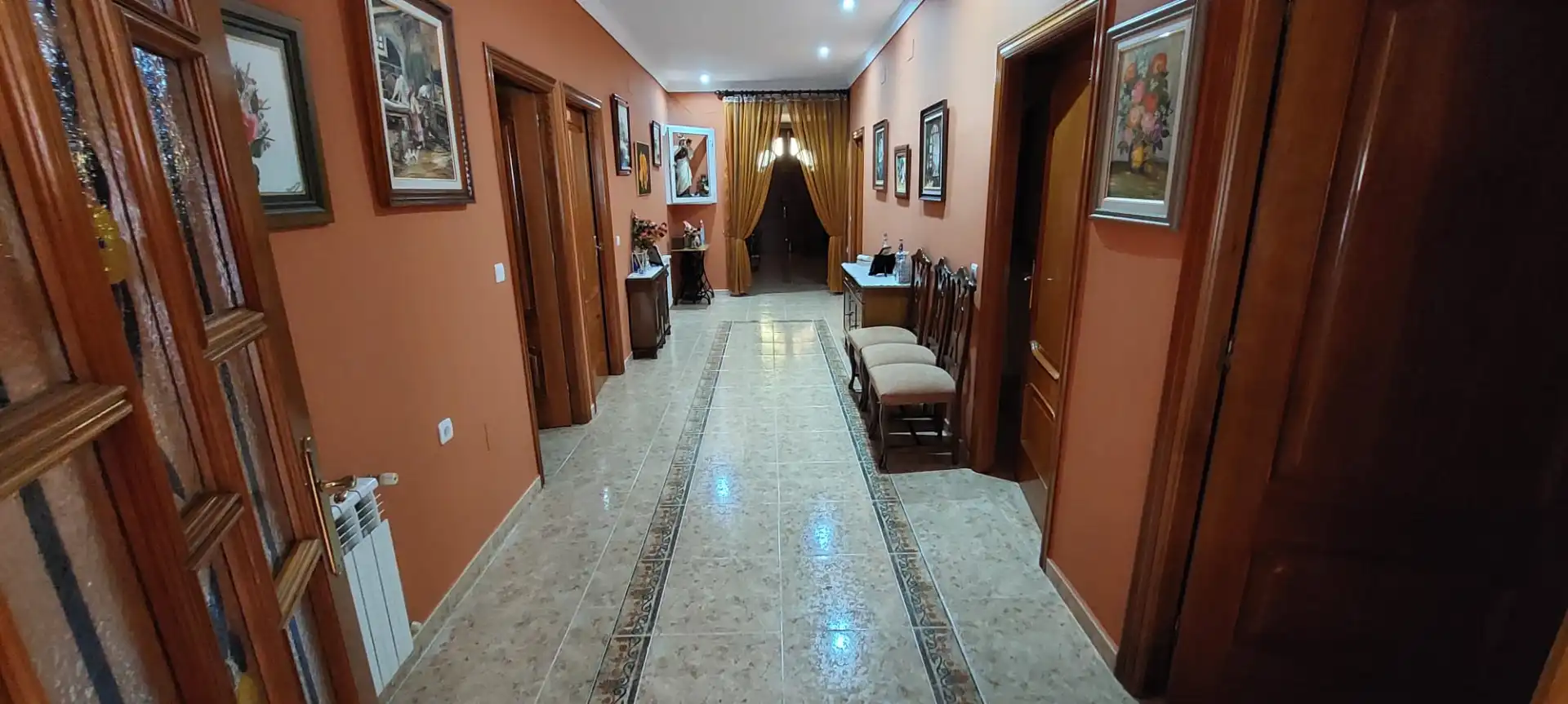 Houses for sale in Pedro Muñoz  with Air Conditioner, Heating and Private garden