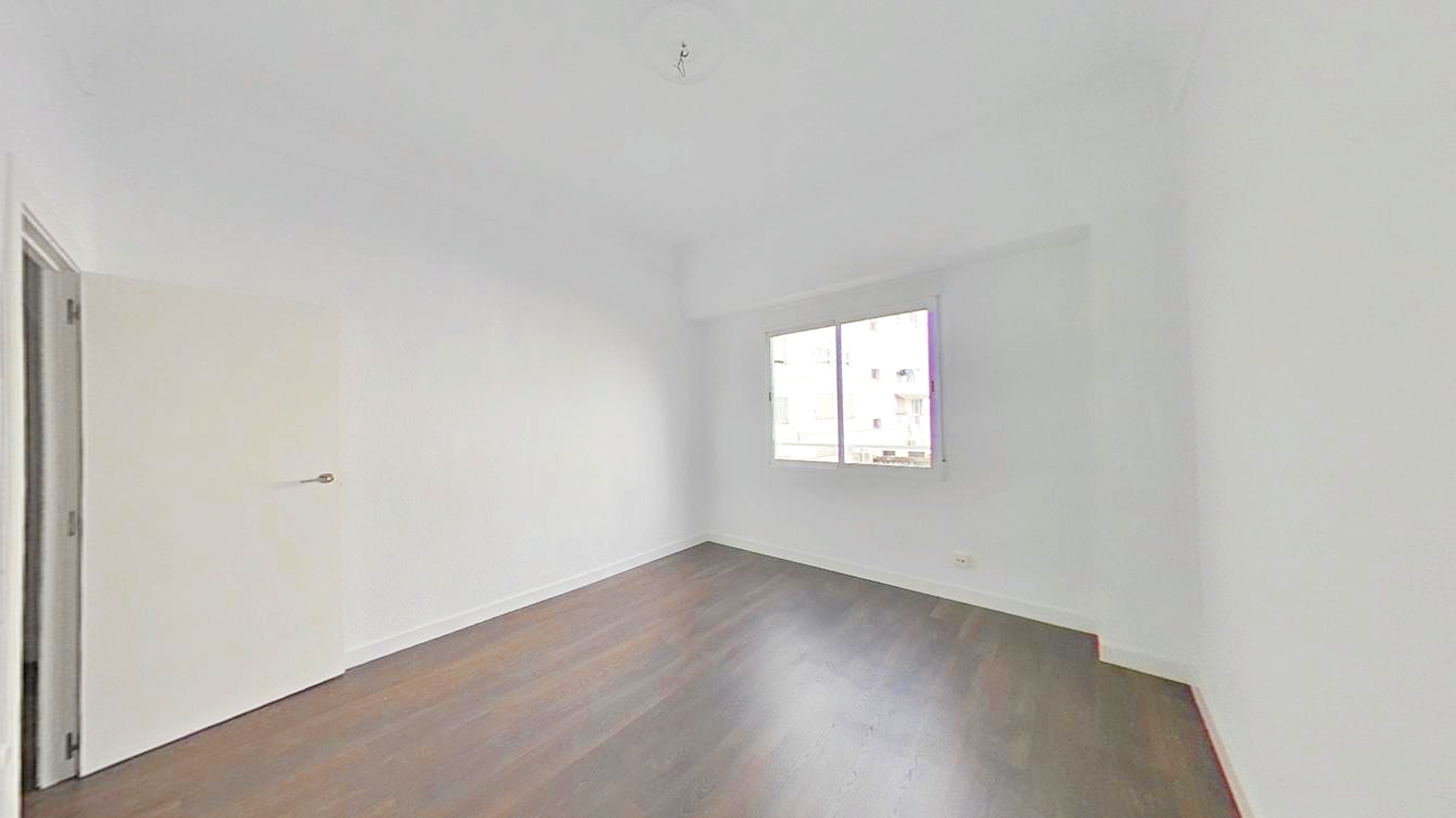 Bedroom of Flat for sale in  Valencia Capital  with Oven