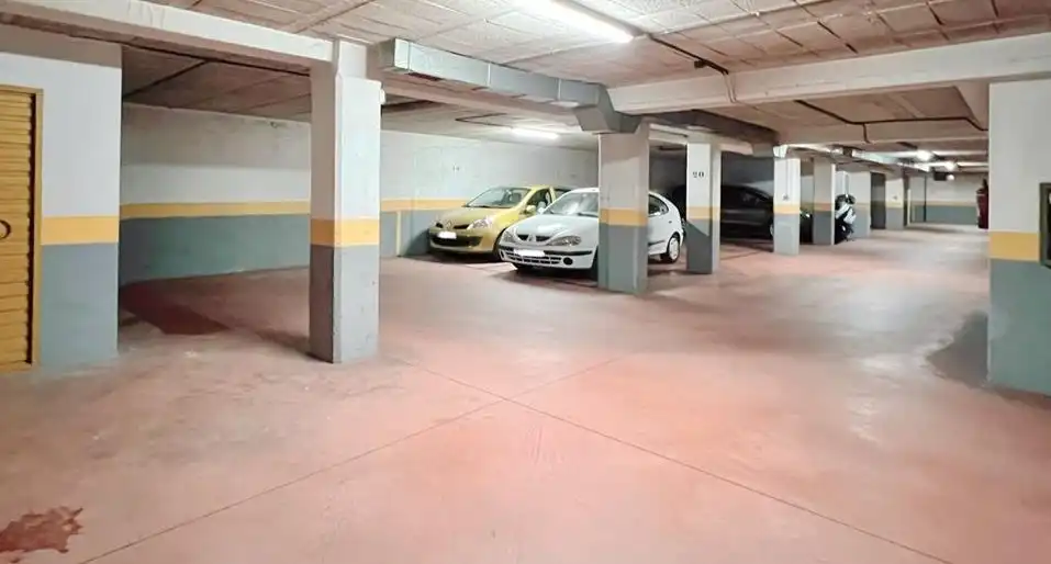 Parking de Garaje en venta en Vigo 