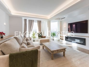 Appartement avec ascenseur à vendre à Tetuán