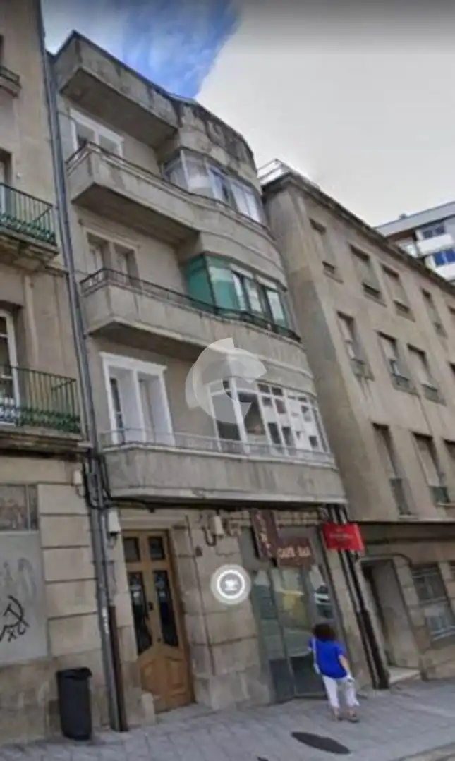 Außenansicht von Gebäude zum Verkauf in Ourense Capital 