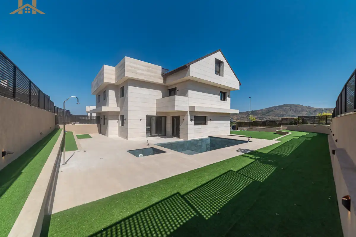 Exterior view of Houses for sale in Miraflores de la Sierra  with Heating, Private garden and Storage room